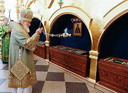 Фото Олег Варов, В день памяти первооснователей обители Святейший Патриарх Кирилл совершил Литургию в Соловецком монастыре