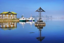 Глава Карелии объявил о возобновлении туристических поездок на Соловки, а архангельские власти предупредили о грядущей проверке архипелага