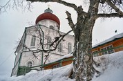 В монастырских скитах (2018)