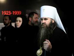 Фото Б. Поваров, сайт Нижегородской и Арзамасской митрополии, Митрополит Нижегородский и Арзамасский Георгий посетил выставку «Соловки: Голгофа и воскресение»