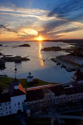 Фото М. Скрипкин, Губернатор и сотрудники администрации Архангельской области призывают голосовать за Соловки