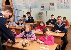 Фото пресс-службы Губернатора и Правительства Архангельской области, Соловецкие школьники гостят у архангельских кадетов