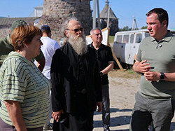 Фото Пресс-служба Губернатора и Правительства Архангельской области, С рабочей поездкой Соловки посетил губернатор Архангельской области